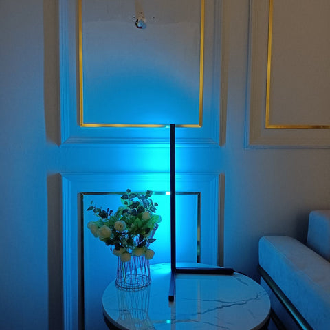 Vertical RGB Corner Lamp