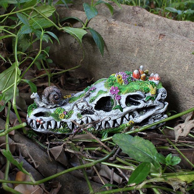 Crocodile Resin Garden Decor