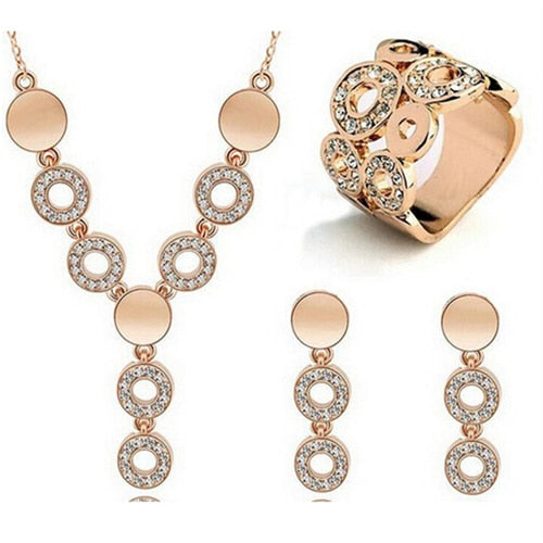 Classy Sparking Crystal Necklace Set